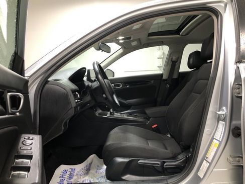 Used 2024 Honda Civic EX image 19