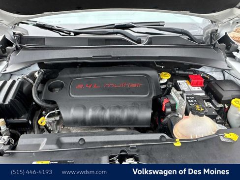 Used 2022 Jeep Compass Limited image 9