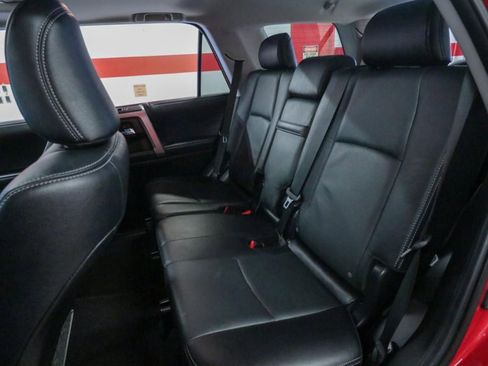 Used 2022 Toyota 4Runner Limited AWD/4WD image 15