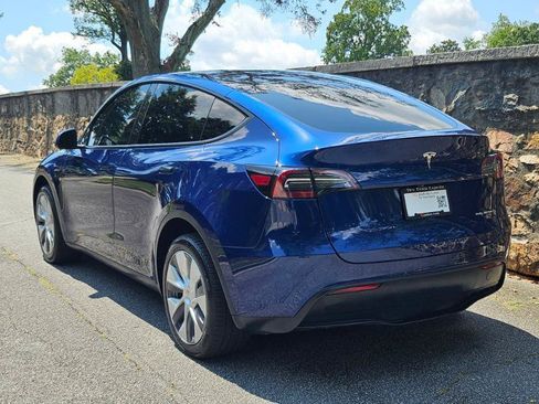 Used 2023 Tesla Model Y Long Range AWD/4WD image 13
