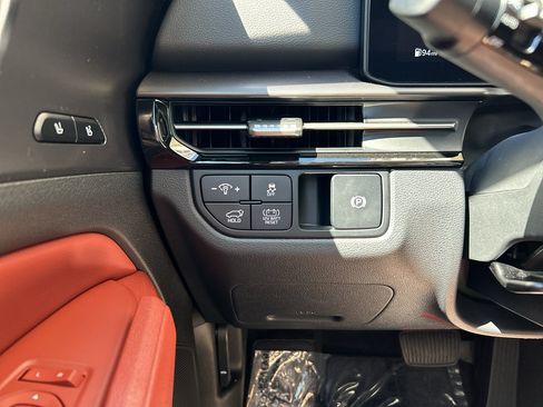 New 2026 Kia Sportage SX Prestige AWD/4WD image 28