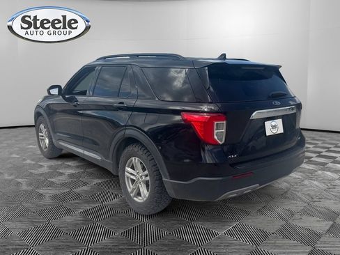 Used 2020 Ford Explorer XLT w/ Equipment Group 202A RWD image 3