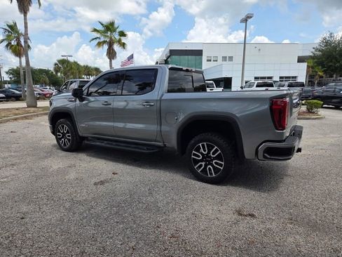 Used 2023 GMC Sierra 1500 AT4 w/ Technology Package AWD/4WD image 12