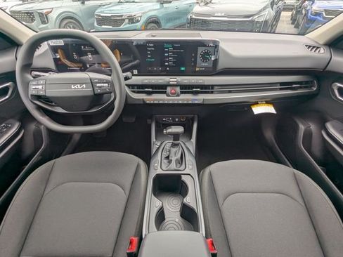 New 2026 Kia K4 FWD image 16