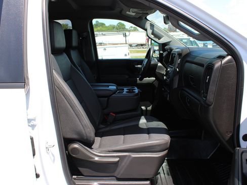 Used 2025 Chevrolet Silverado 2500 W/T w/ WT Convenience Package AWD/4WD image 25