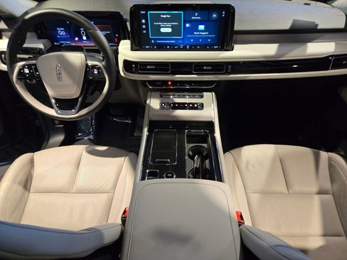 New 2026 Lincoln Aviator Reserve AWD/4WD image 15
