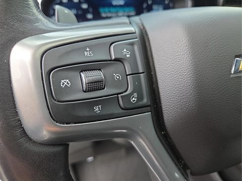Used 2022 Chevrolet Silverado 1500 LTZ w/ LTZ Convenience Package II AWD/4WD image 12