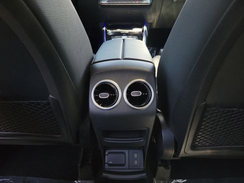 Certified 2026 Mercedes-Benz GLB 250 image 11