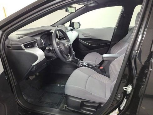 Used 2020 Toyota Corolla SE FWD image 20
