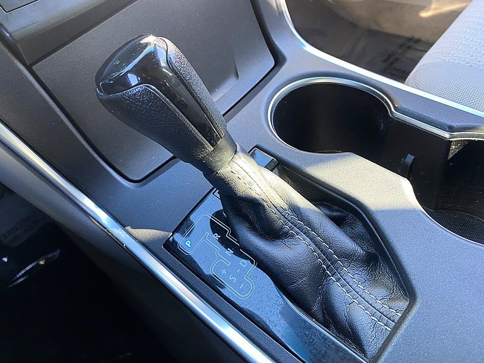 Used 2017 Toyota Camry LE FWD image 20