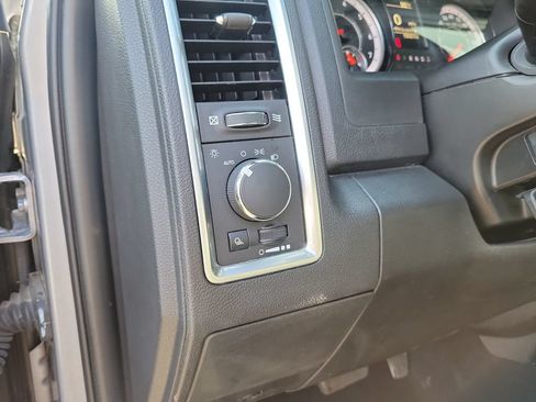 Used 2024 RAM 1500 Warlock AWD/4WD image 24
