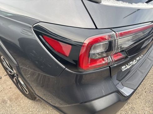 Used 2023 Subaru Outback Limited image 7