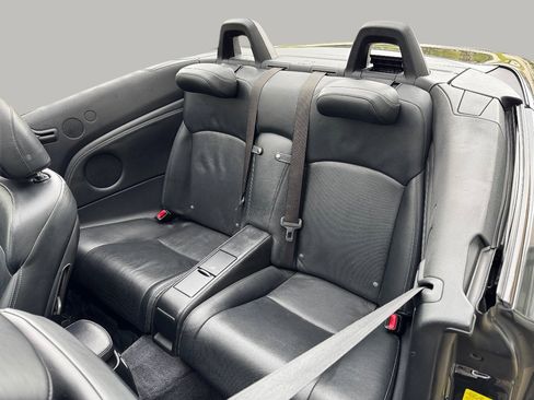 Used 2010 Lexus IS 250C RWD image 17