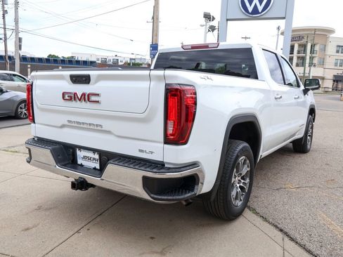 Used 2025 GMC Sierra 1500 SLT AWD/4WD image 5