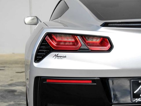 Used 2018 Chevrolet Corvette Stingray Coupe w/ 3LT Preferred Equipment Group image 46