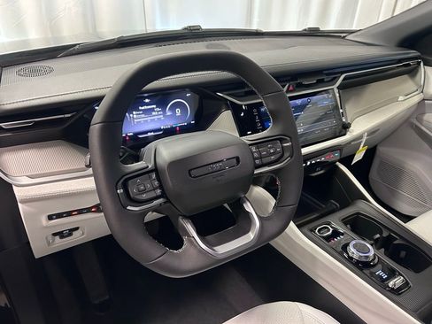 New 2026 Jeep Cherokee Laredo AWD/4WD image 2