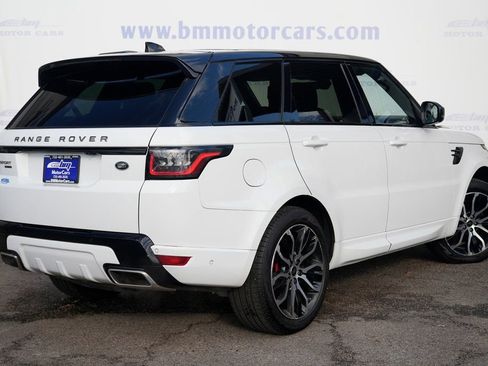 Used 2020 Land Rover Range Rover Sport HSE Dynamic image 3