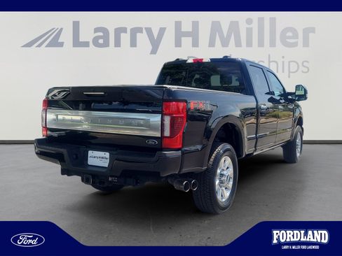 Used 2020 Ford F350 Platinum w/ FX4 Off-Road Package AWD/4WD image 5