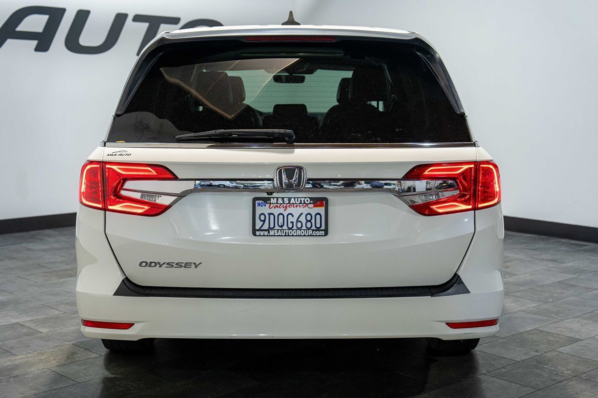 Used 2018 Honda Odyssey EX-L image 3