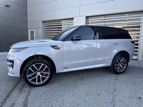 Certified 2025 Land Rover Range Rover Sport Autobiography AWD/4WD image 3