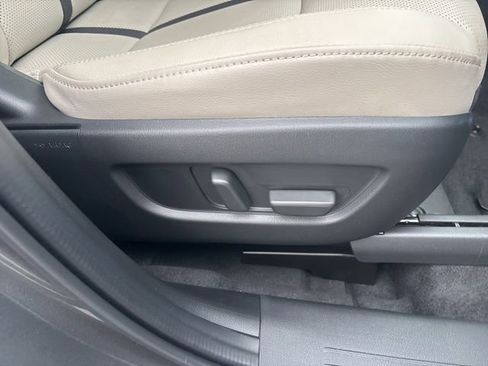 Used 2025 MAZDA CX-90 3.3 Turbo w/ Preferred Package image 14