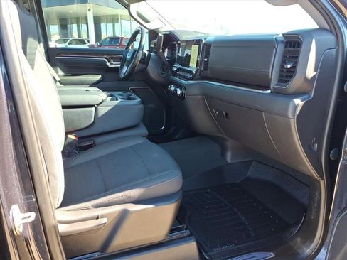 Used 2022 GMC Sierra 1500 Elevation image 11