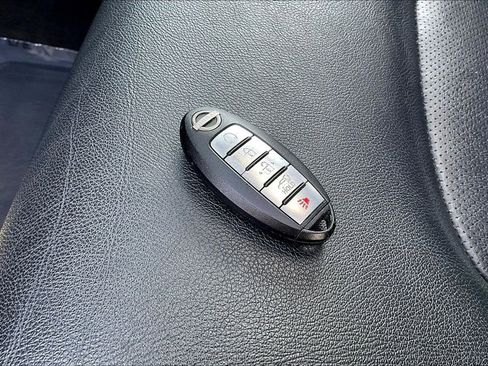 Used 2024 Nissan Armada SL AWD/4WD image 37