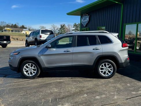 Used 2015 Jeep Cherokee Latitude image 10