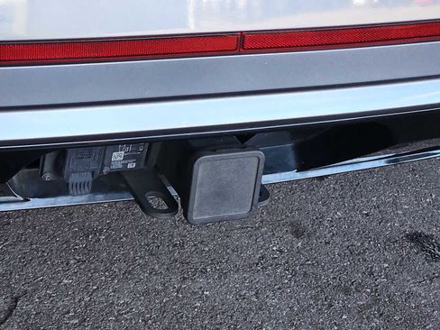 Used 2022 Volkswagen Atlas SEL R-Line image 36