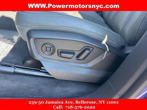 Used 2022 Audi Q8 Premium Plus w/ Premium Plus Package image 34