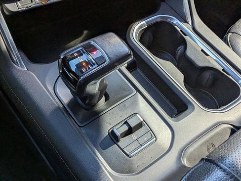 Used 2022 GMC Sierra 1500 Denali image 9