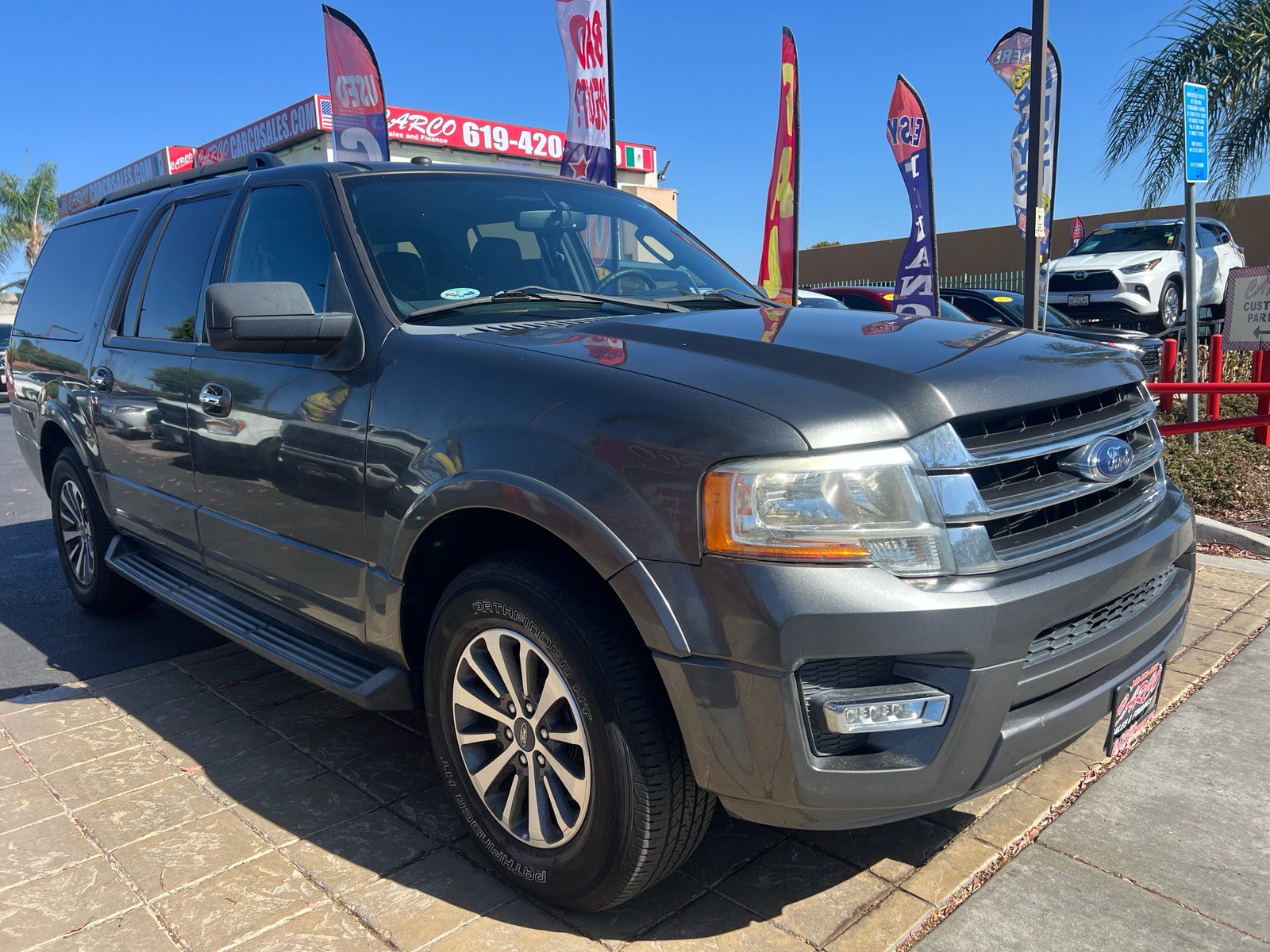 Used 2017 Ford Expedition EL XLT RWD image 1