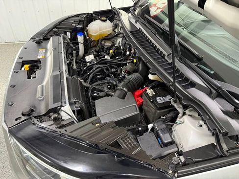 Used 2020 Ford Edge Titanium w/ Equipment Group 301A AWD/4WD image 28