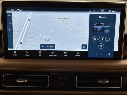 Used 2022 Lincoln Nautilus Reserve w/ Equipment Group 201A AWD/4WD image 5