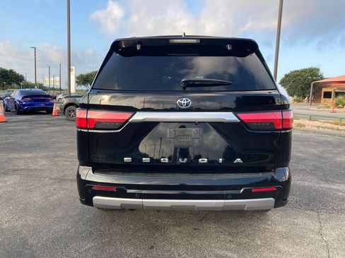 Used 2024 Toyota Sequoia Capstone AWD/4WD image 6