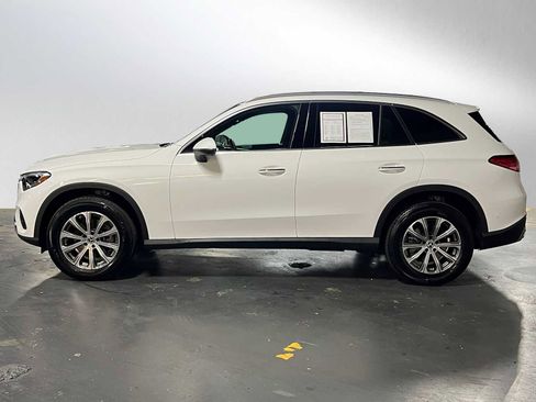 Certified 2025 Mercedes-Benz GLC 300 4MATIC image 6