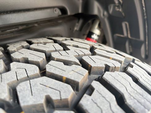 Used 2022 Jeep Gladiator Rubicon w/ Cold Weather Group image 23