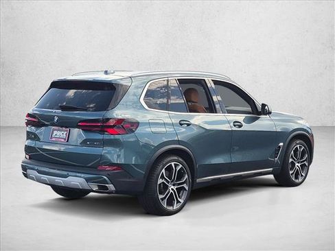 Used 2024 BMW X5 xDrive40i w/ Premium Package AWD/4WD image 5