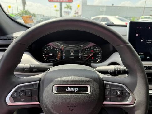 Used 2023 Jeep Compass Limited AWD/4WD image 18
