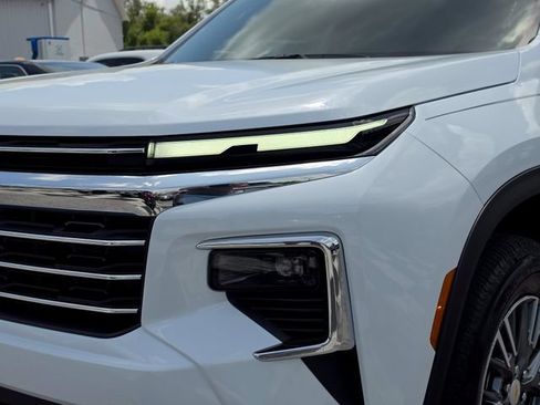 New 2026 Chevrolet Traverse LT w/ Driver Confidence Package FWD image 9