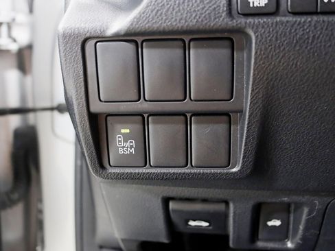 Used 2015 Lexus IS 250 AWD w/ Navigation System Package image 15
