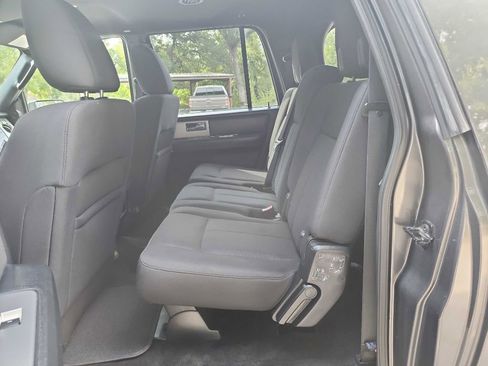 Used 2017 Ford Expedition EL XLT image 29