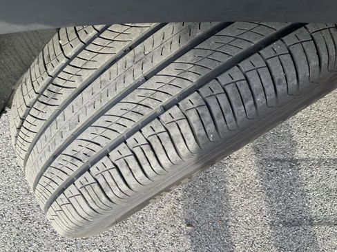 Used 2025 Chevrolet Trax LT w/ LT Convenience Package image 19