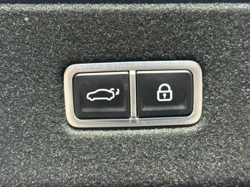 Used 2024 Hyundai Ioniq 6 SEL RWD image 19