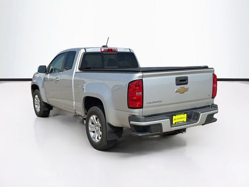 Used 2016 Chevrolet Colorado LT w/ LT Convenience Package RWD image 7