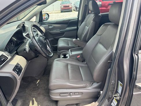 Used 2014 Honda Odyssey Touring image 11