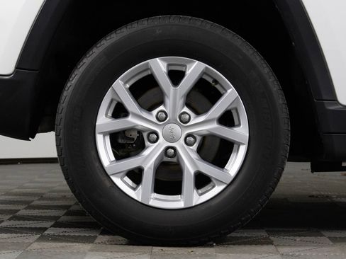 Used 2023 Jeep Grand Cherokee Limited w/ Trailer Tow Prep Group (B) image 44