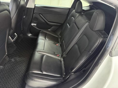 Used 2020 Tesla Model Y Long Range image 20