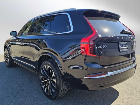 New 2026 Volvo XC90 T8 Plus w/ Protection Package AWD/4WD image 5