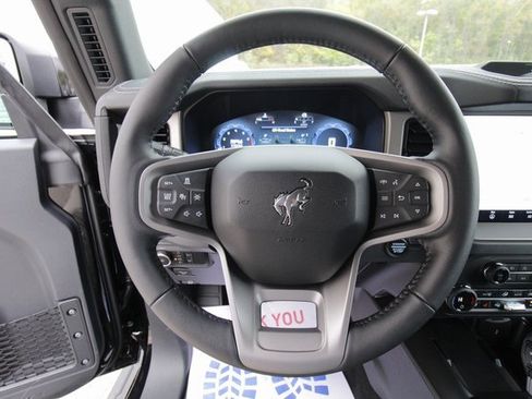New 2025 Ford Bronco Outer Banks w/ Sasquatch Package image 21